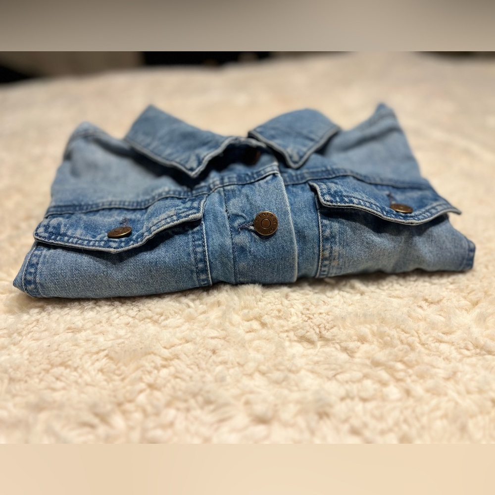 BCBGeneration Cropped Jean Jacket - Picture 5 of 12